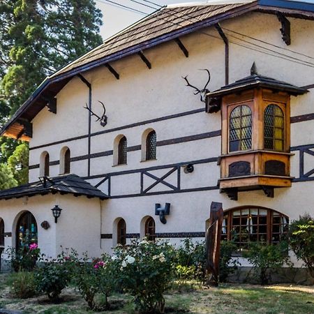 Hosteria La Posta Del Cazador San Martín de los Andes Екстериор снимка