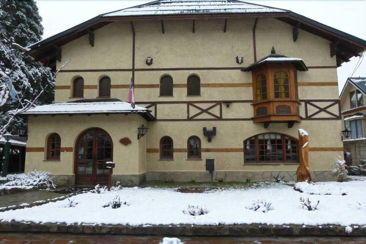 Hosteria La Posta Del Cazador San Martín de los Andes Екстериор снимка