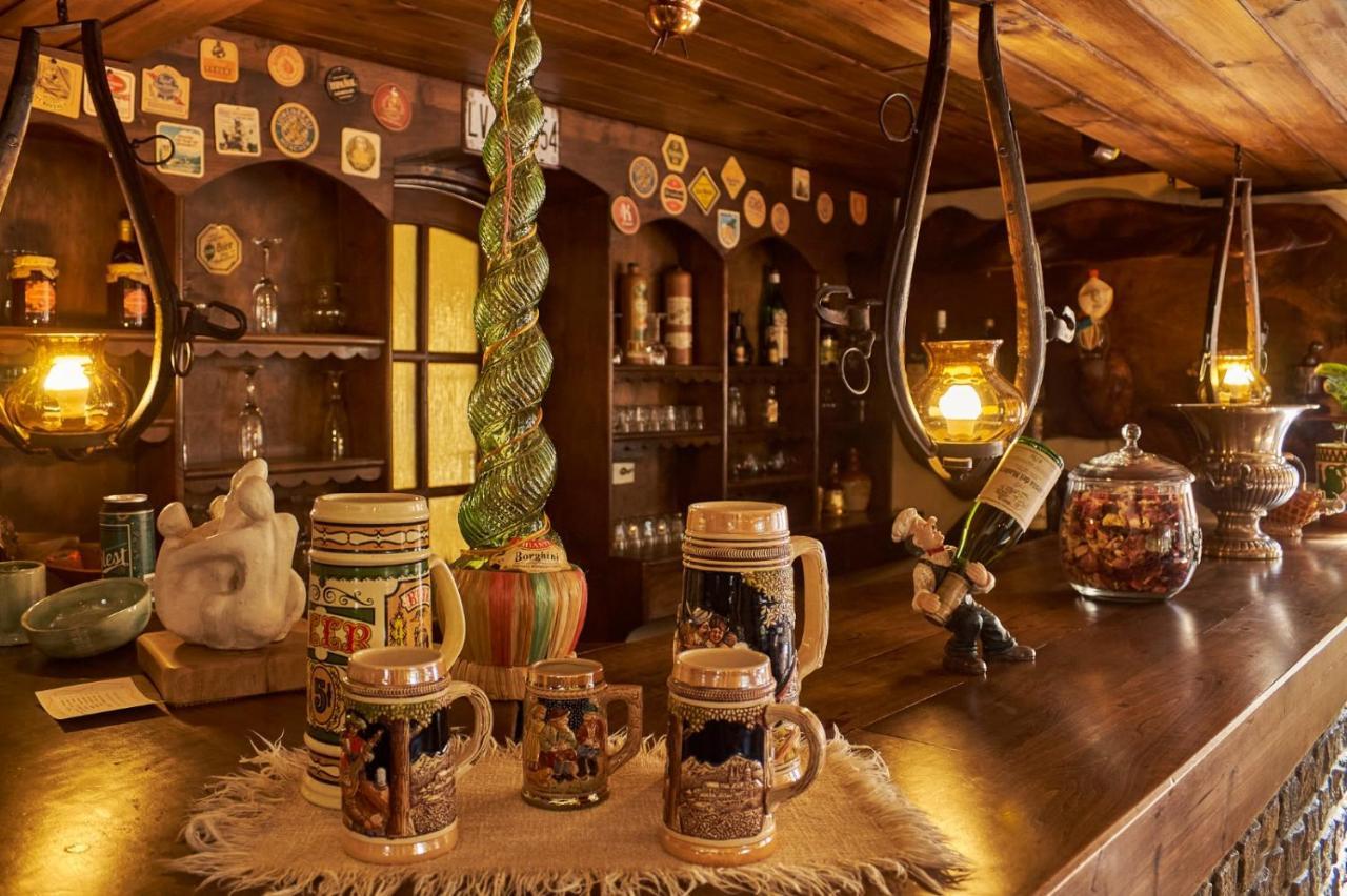 Hosteria La Posta Del Cazador San Martín de los Andes Екстериор снимка