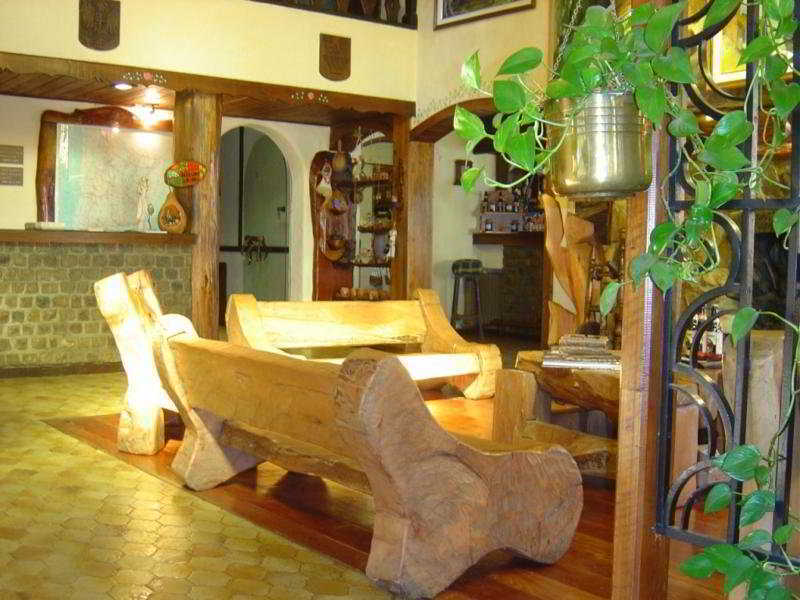 Hosteria La Posta Del Cazador San Martín de los Andes Екстериор снимка