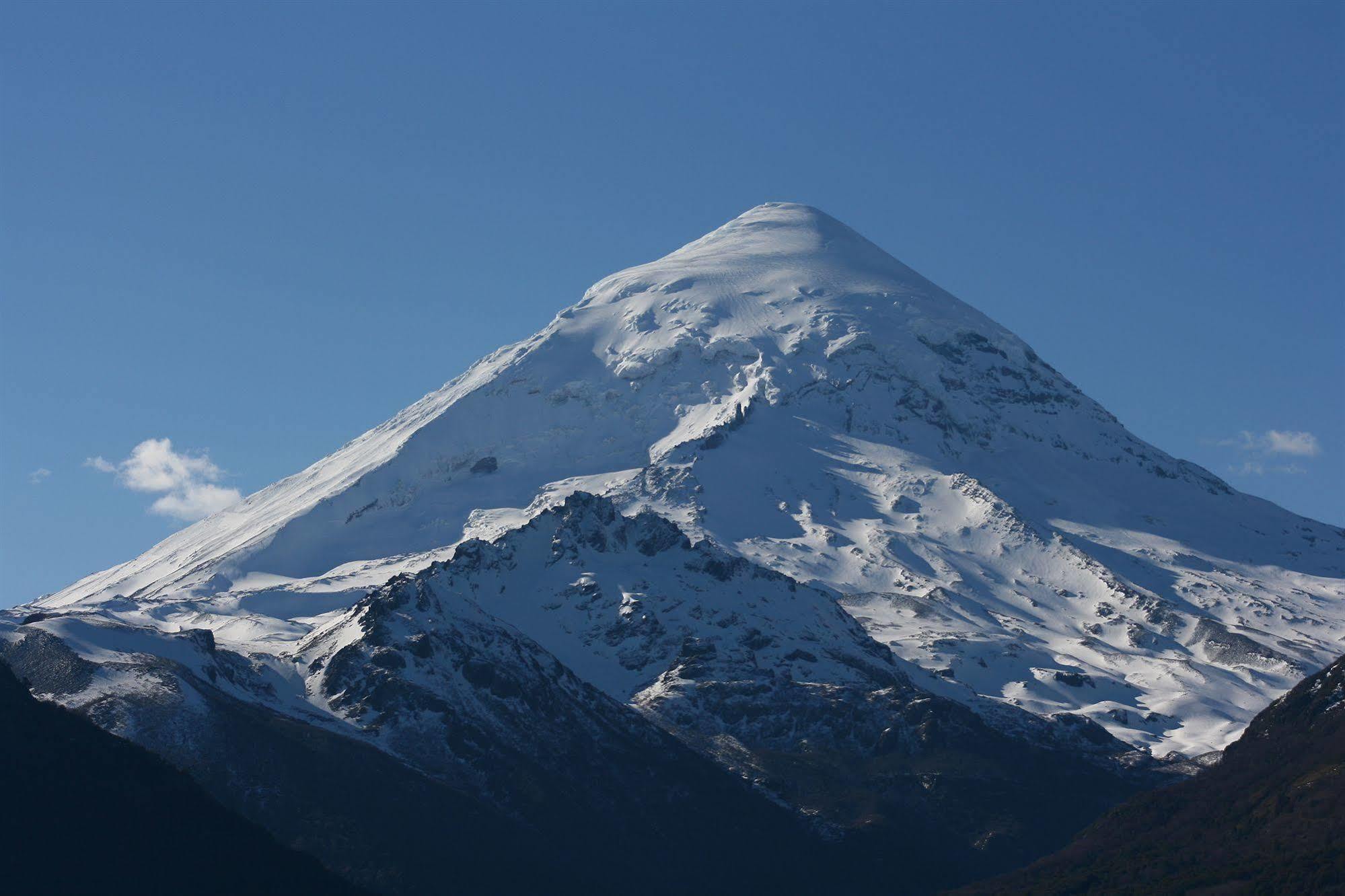 Hosteria La Posta Del Cazador Hotel San Martín de los Andes Екстериор снимка